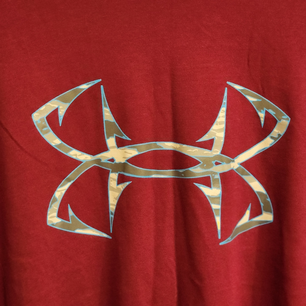 Under Armour Unisex Burgundy Tee with Camo Logo Heat Gear Wicking Size Large - Picture 3 of 13